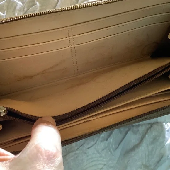 Canvas Coach Wallet - Picture 4 of 5